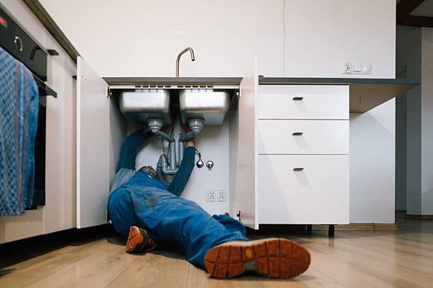 Professional Plumbing technician working in Broad Run, VA